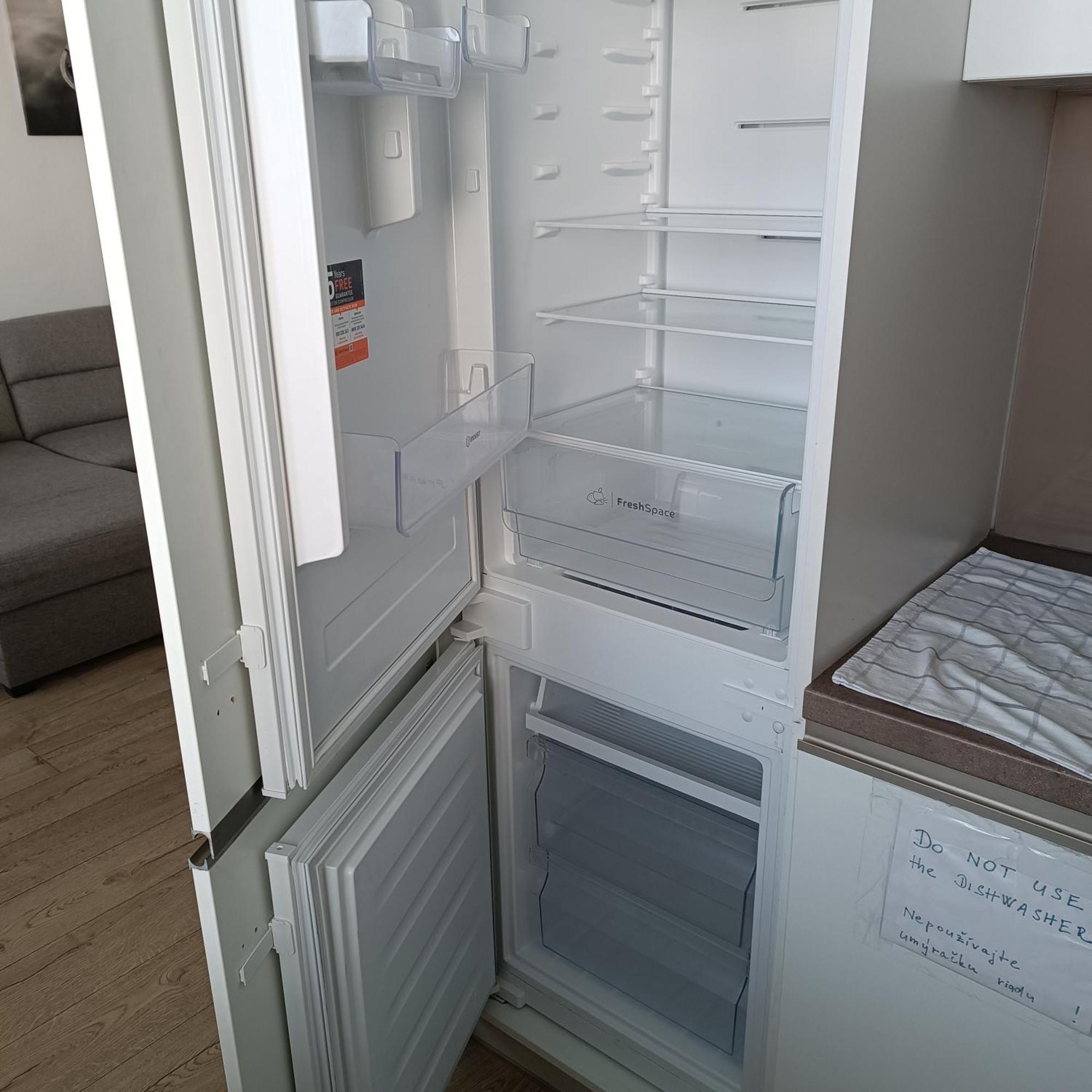 Krasny Byt S Vyhladmi V Historickom Centre Pressburg Zimmer foto